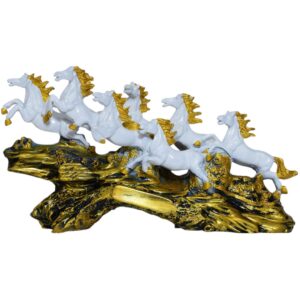 Seven Horse Climbing Mountain